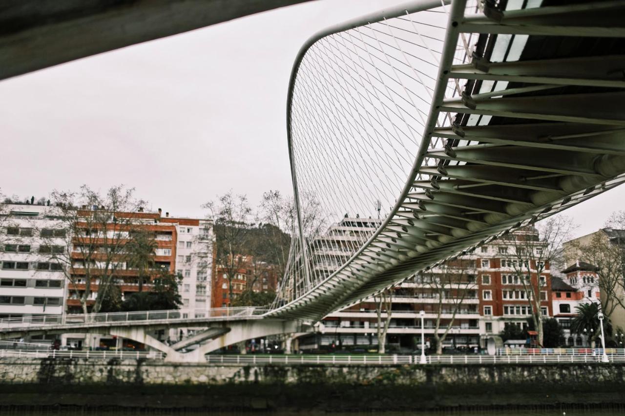 Zubigane Apartamento Junto A La Ria & Parking 毕尔巴鄂 外观 照片